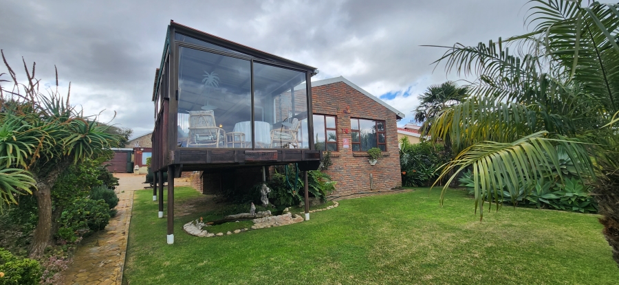 3 Bedroom Property for Sale in Dana Bay Western Cape